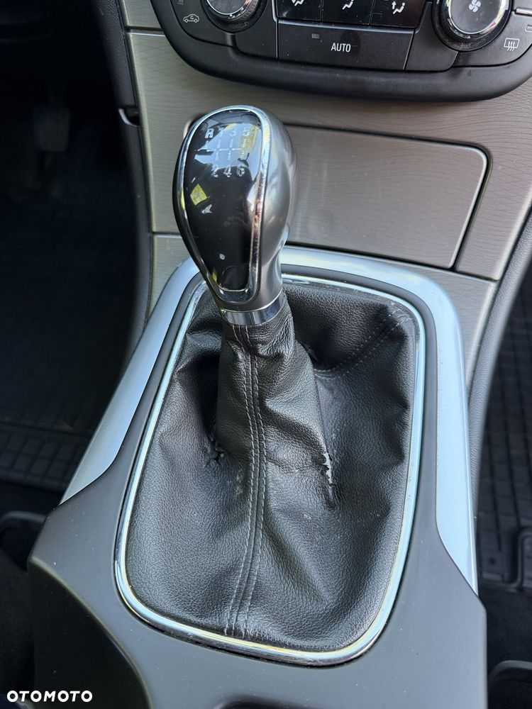 Opel Insignia 2.0 CDTI Edition - 11