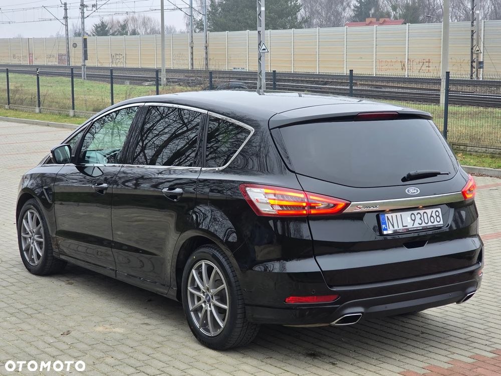 Ford S-Max 2.0 TDCi 4WD Titanium PowerShift - 38