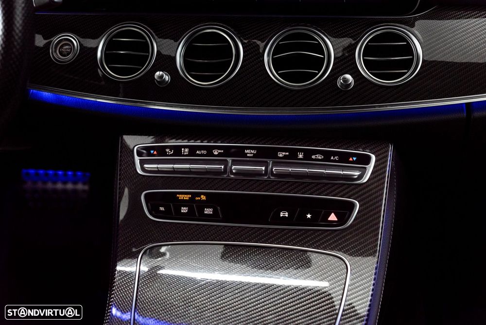 Mercedes-Benz E 300 - 17