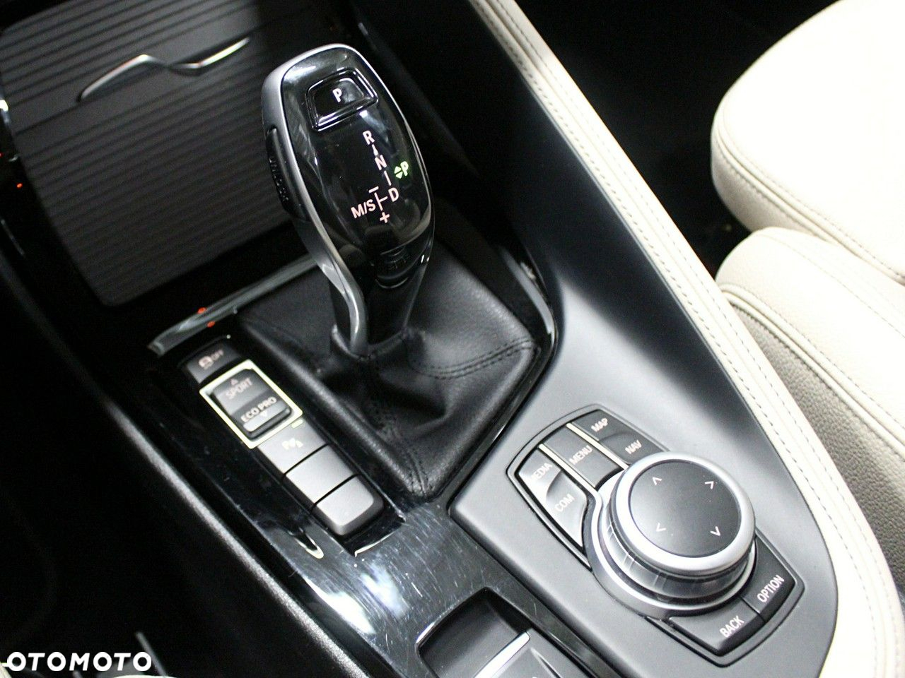 BMW X1 sDrive18d xLine sport - 16