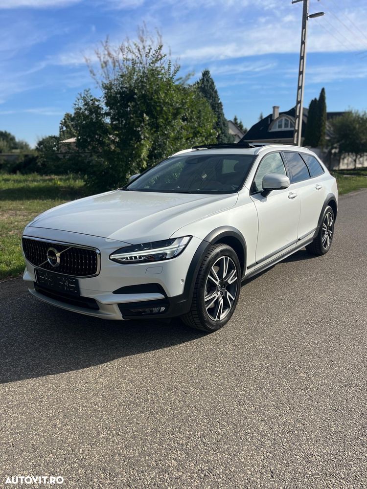 Volvo V90 D5 AWD - 1