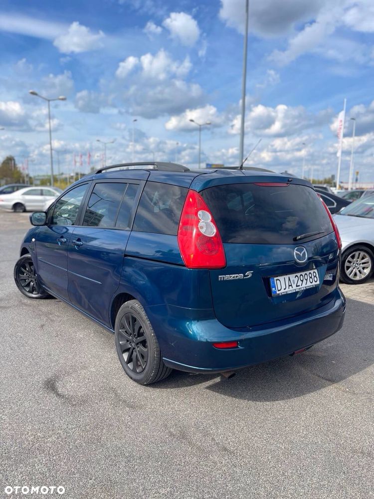 Mazda 5 - 6