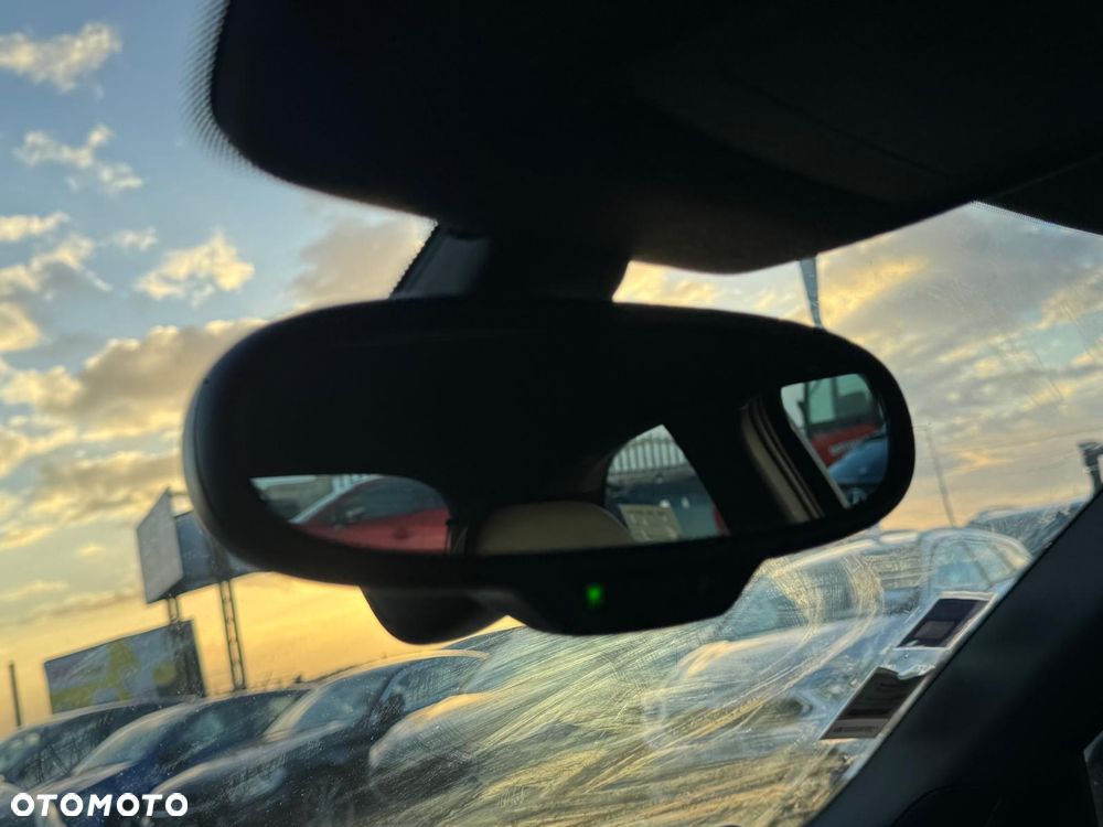 Audi A1 3-drzwiowe 1.4 TFSI S tronic S line edition m S line Sportpaket - 21