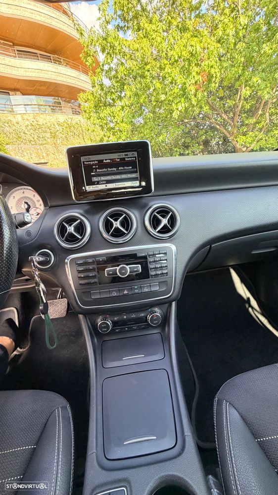 Mercedes-Benz A 180 - 16
