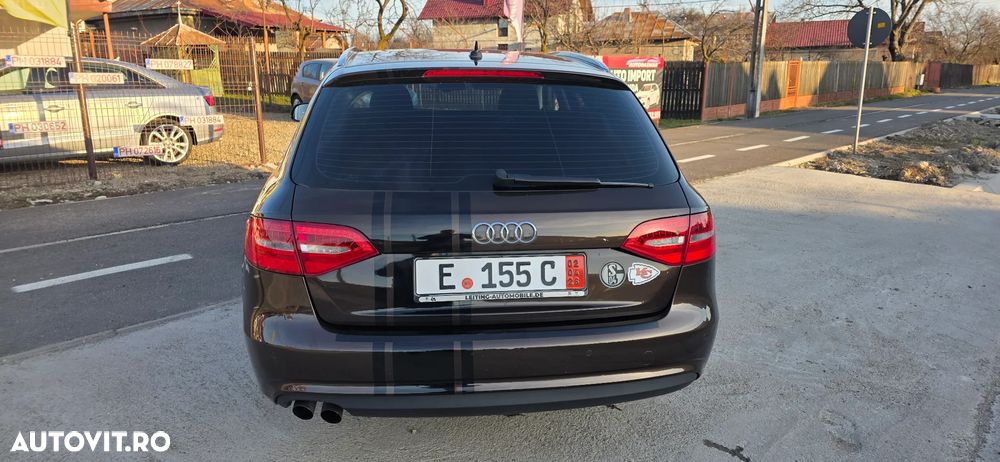 Audi A4 2.0 TDI DPF multitronic S line Sportpaket - 13