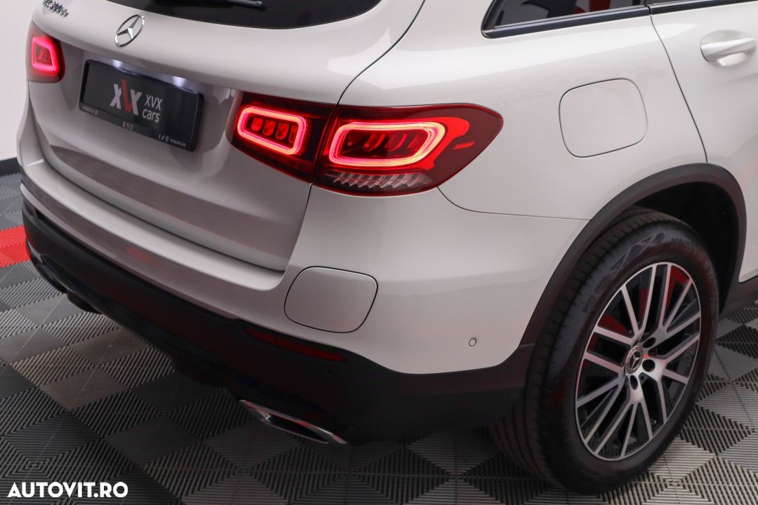 Mercedes-Benz GLC 300 de 4Matic 9G-TRONIC - 16