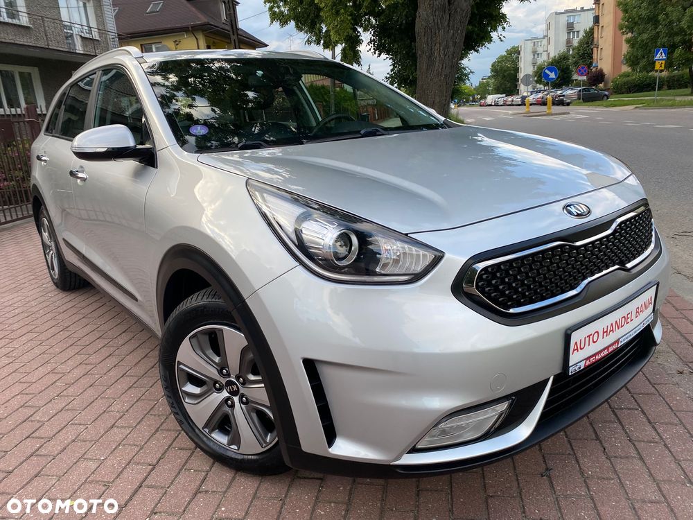 Kia Niro 1.6 GDI Hybrid M - 29