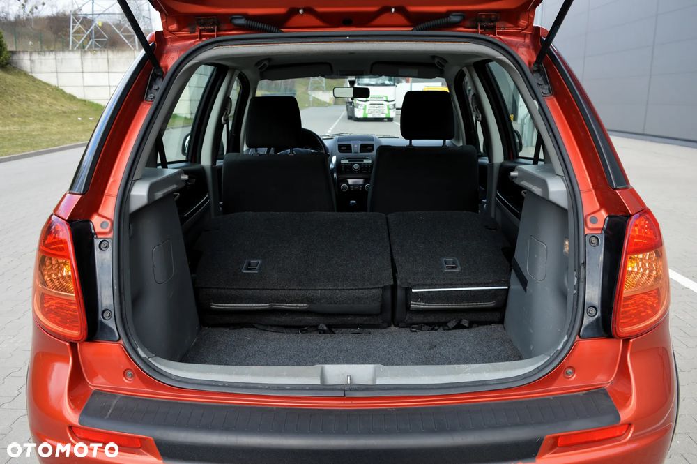 Suzuki SX4 1.6 VVT 4x4 Comfort - 31