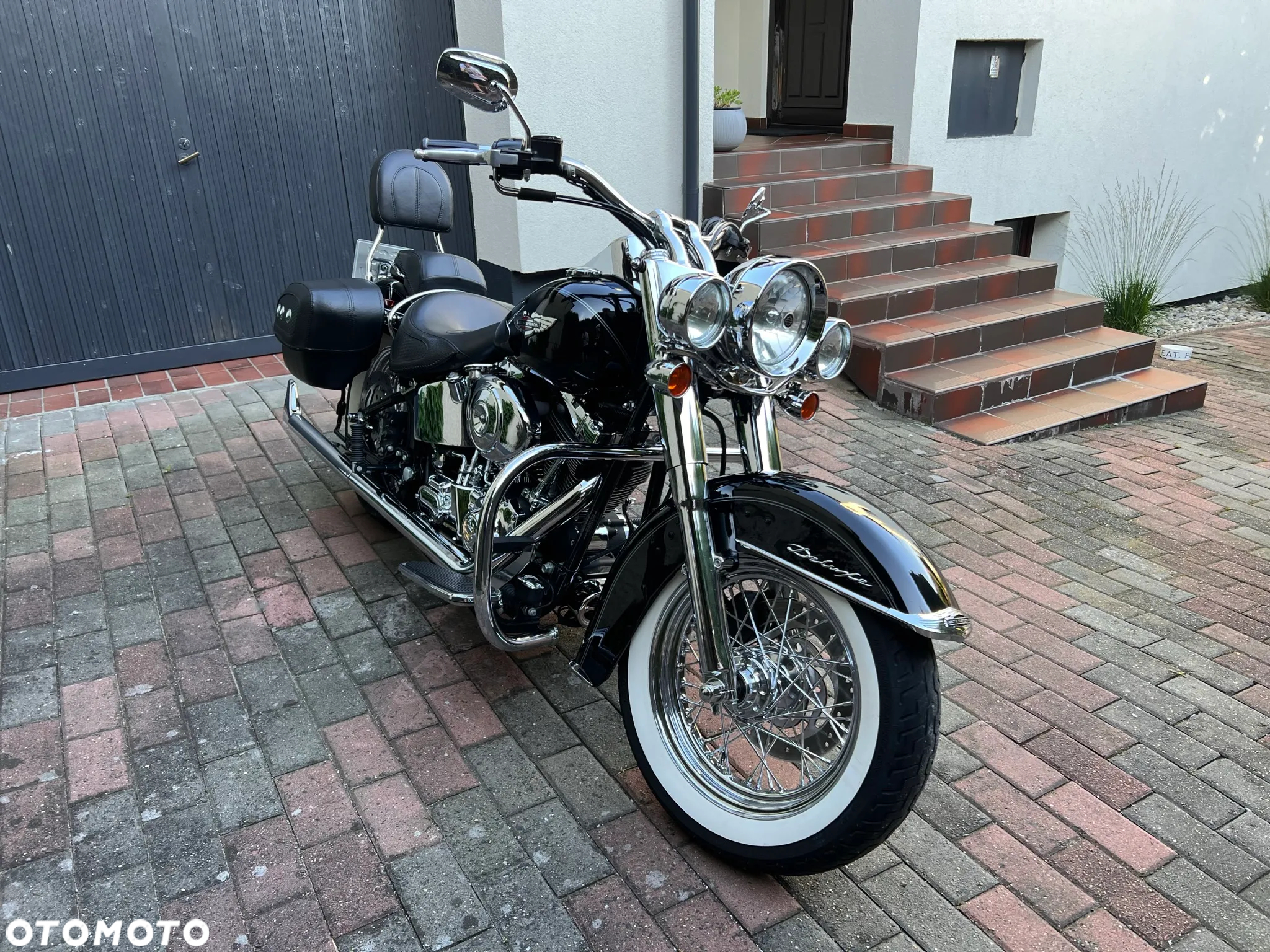 Harley-Davidson Softail Deluxe - 10
