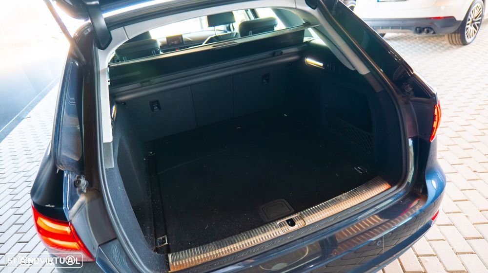 Audi A4 Avant 2.0 TDI Advance - 8