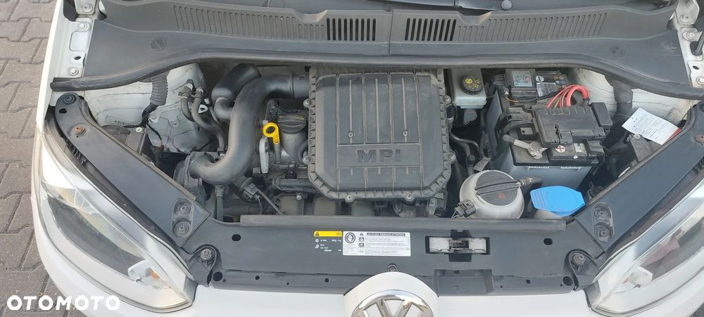 Volkswagen up! BlueMotion Technology move - 13
