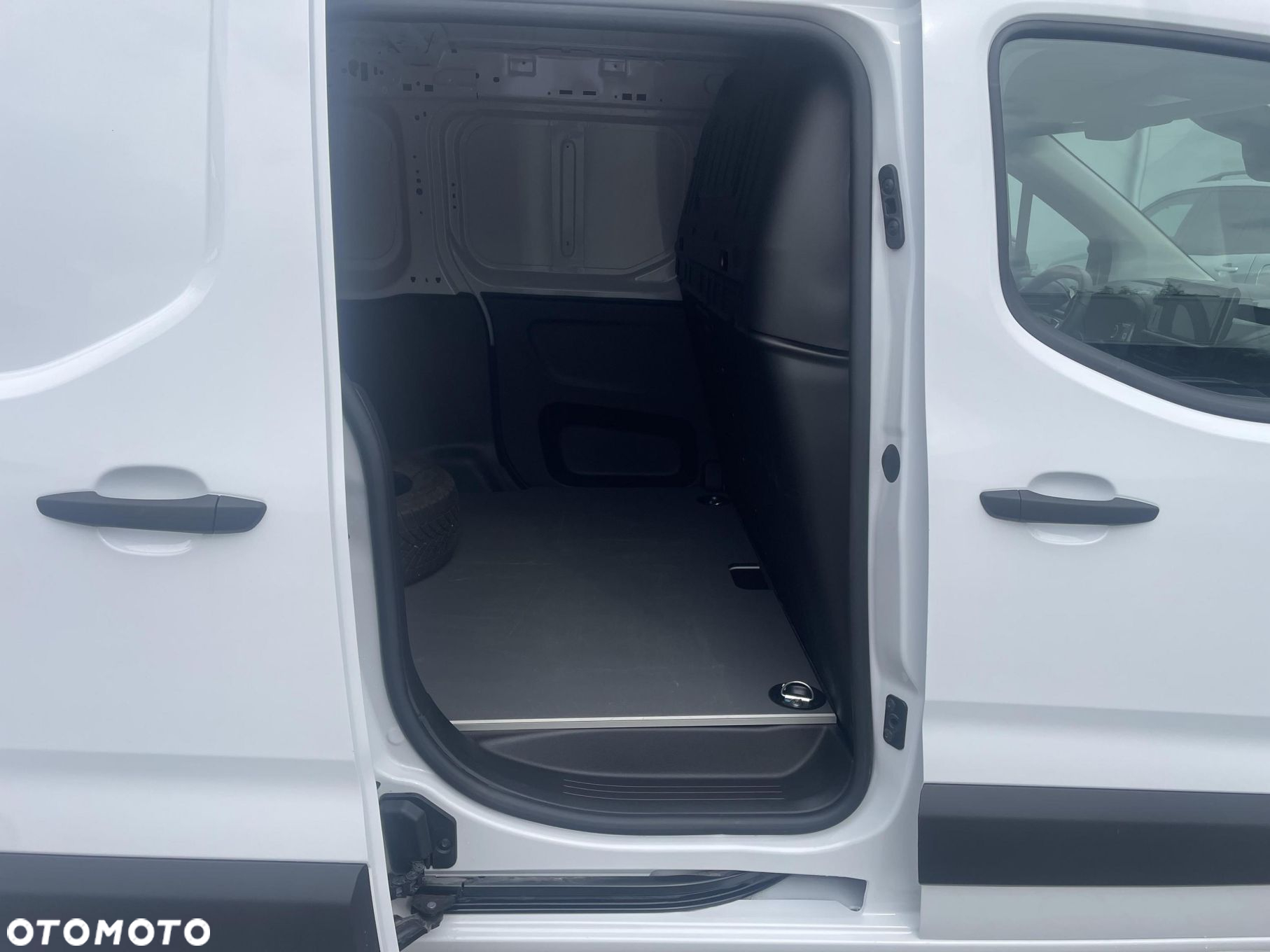 Toyota PROACE CITY - 9