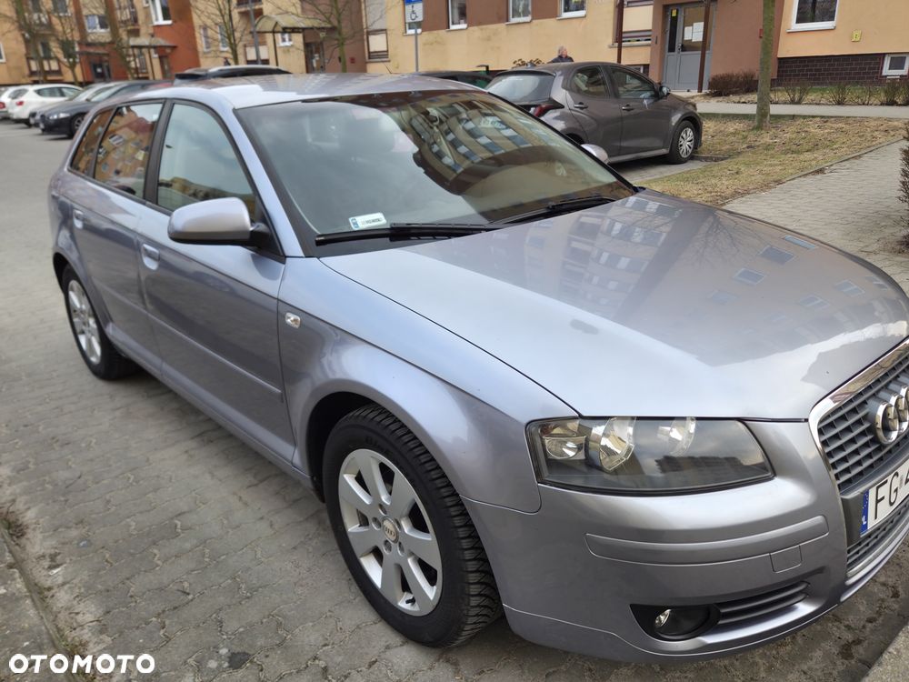 Audi A3 Sportback 1.6 Ambiente - 9
