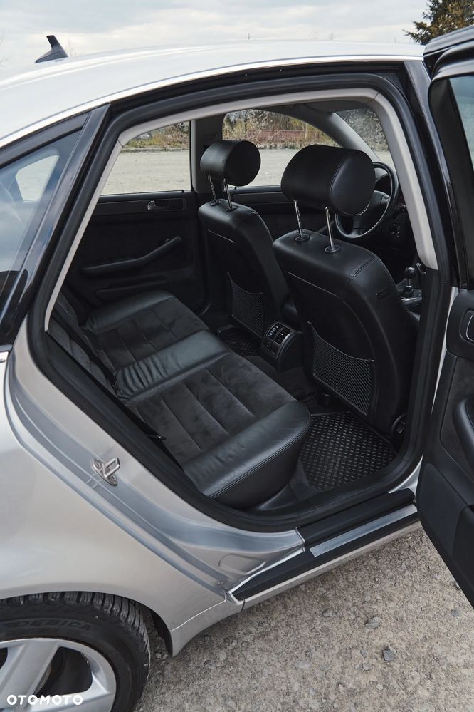 Audi A6 Limousine 3.0 quattro - 23