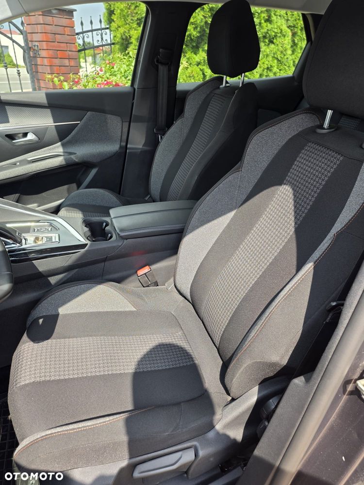 Peugeot 3008 PureTech 130 Stop & Start GPF EAT8 Active Business-Paket - 14