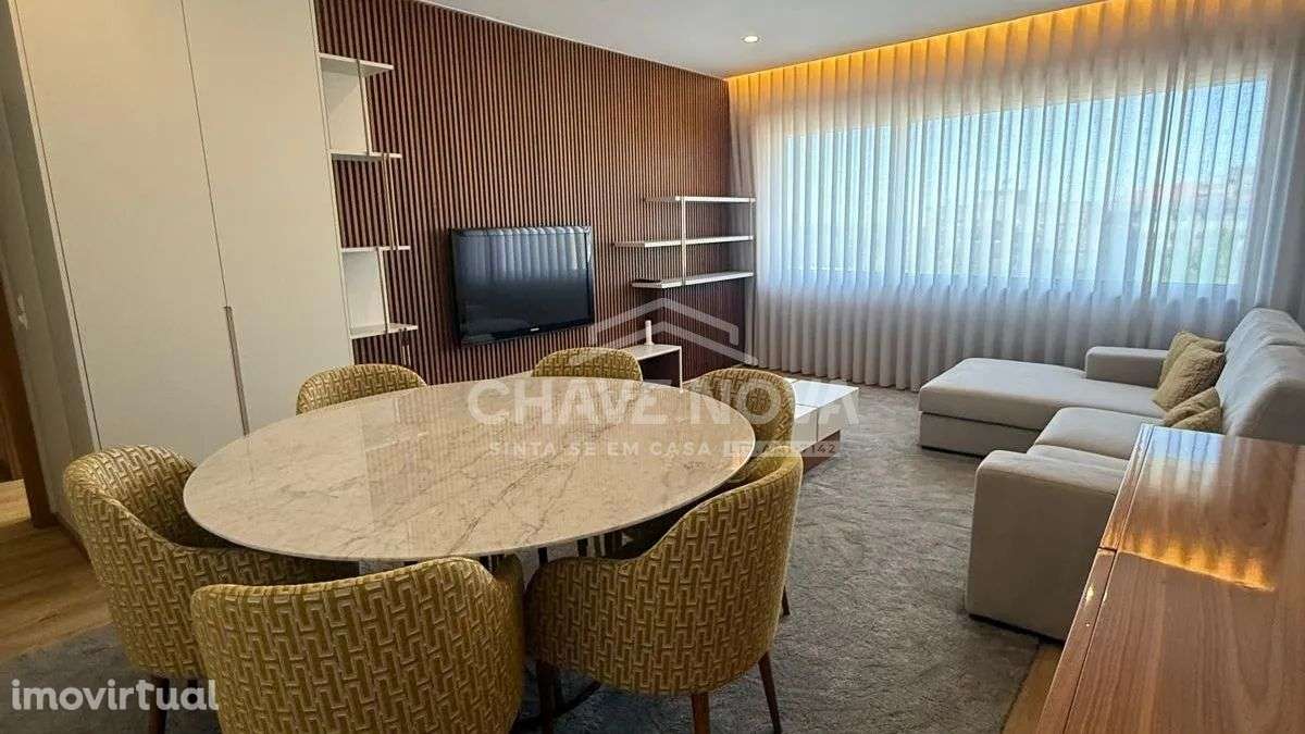 Apartamento T2 Mobilado em Soares dos Reis – Zona Central-SD/04610/MH - Grande imagem: 2/20