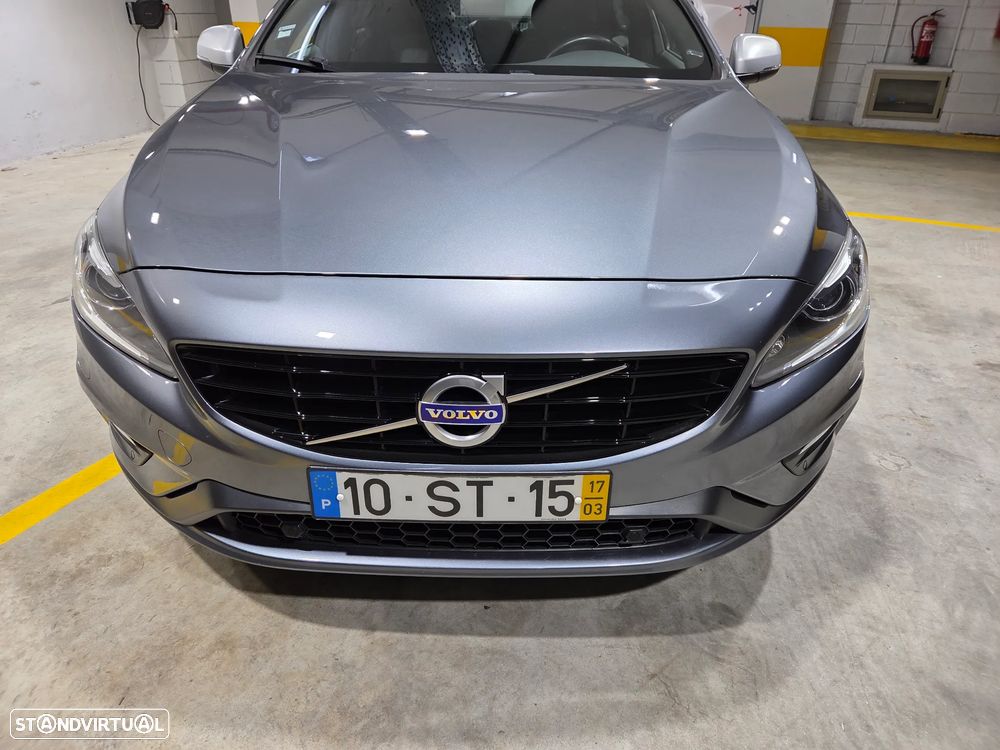 Volvo S60 2.0 D4 R-Design Momentum Geartronic - 11