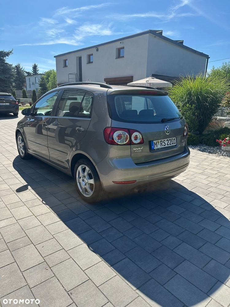 Volkswagen Golf Plus 2.0 TDI DPF Comfortline - 2
