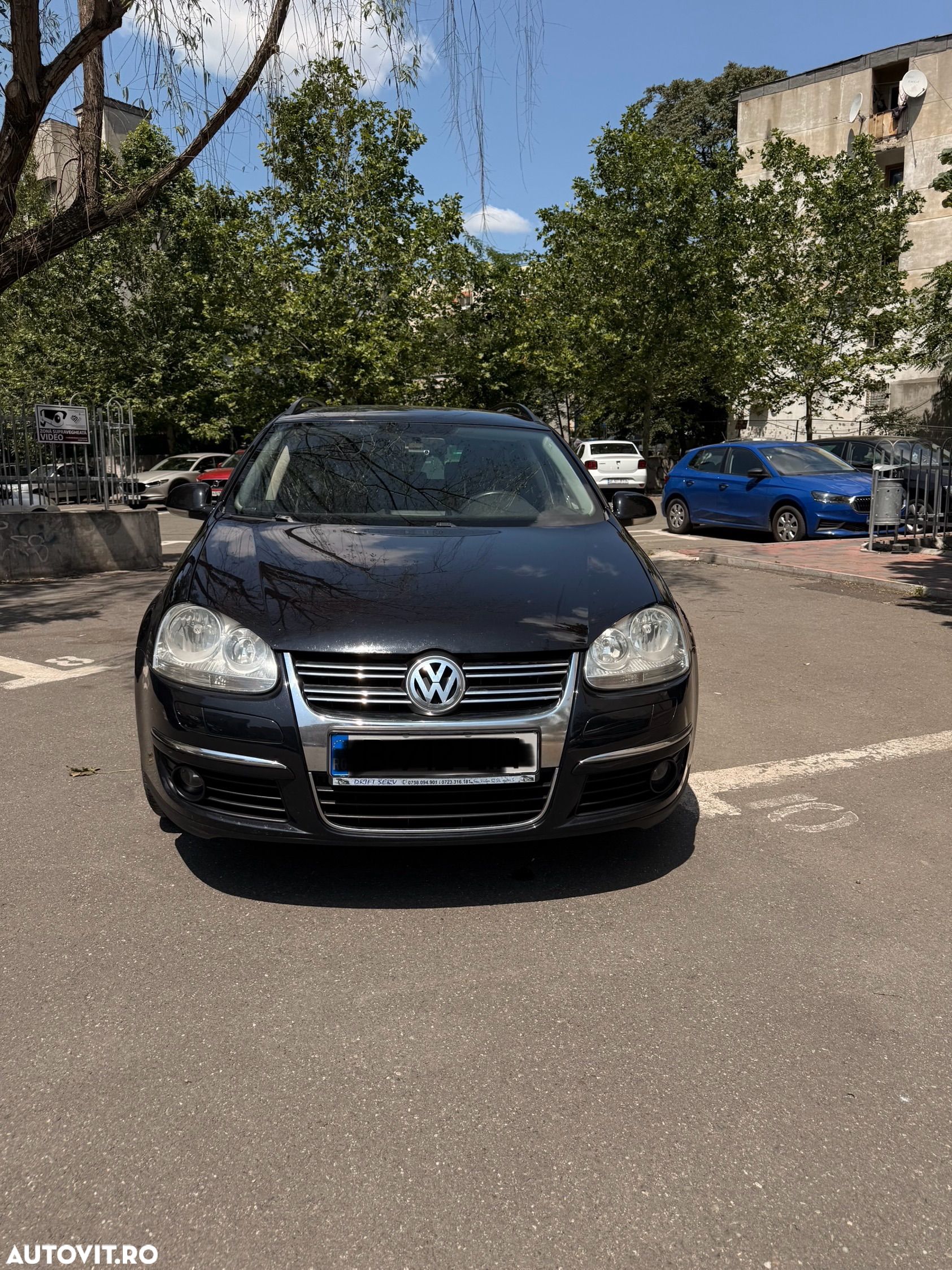 Volkswagen Golf 1.6 Comfortline - 1
