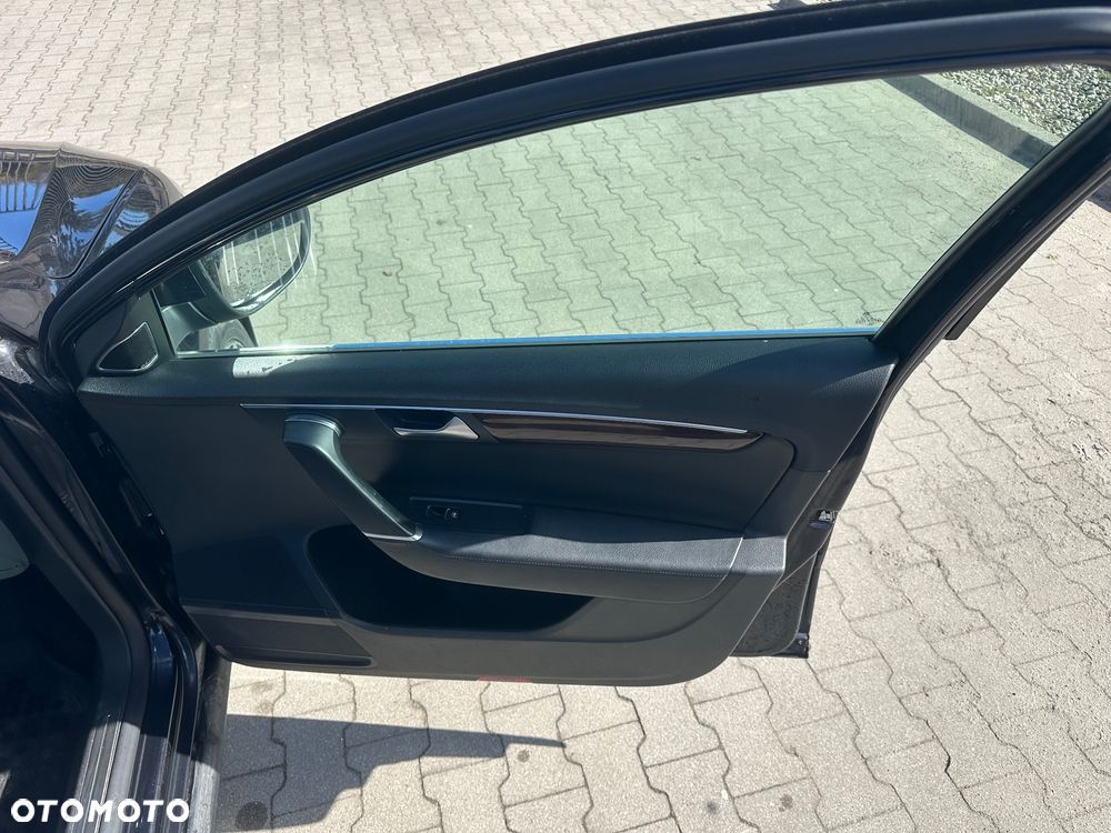 Volkswagen Passat 2.0 TDI 4Mot Highline DSG - 27
