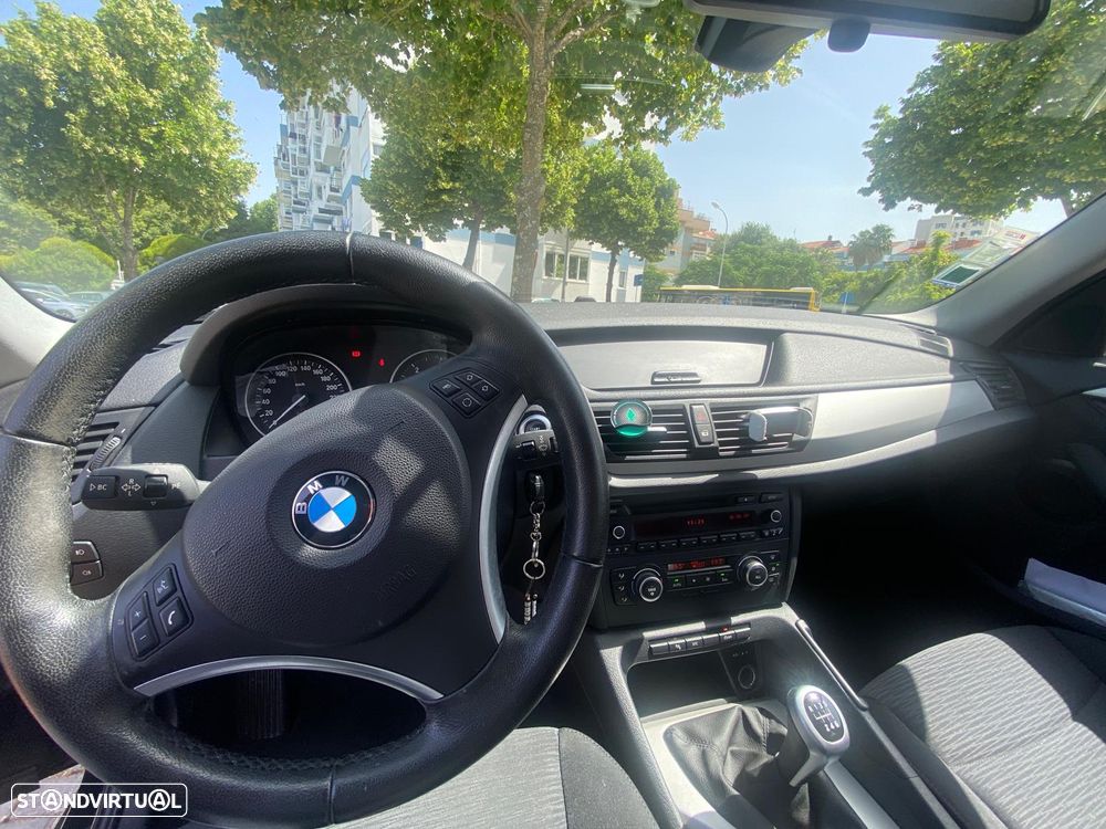 BMW X1 18 d sDrive - 11