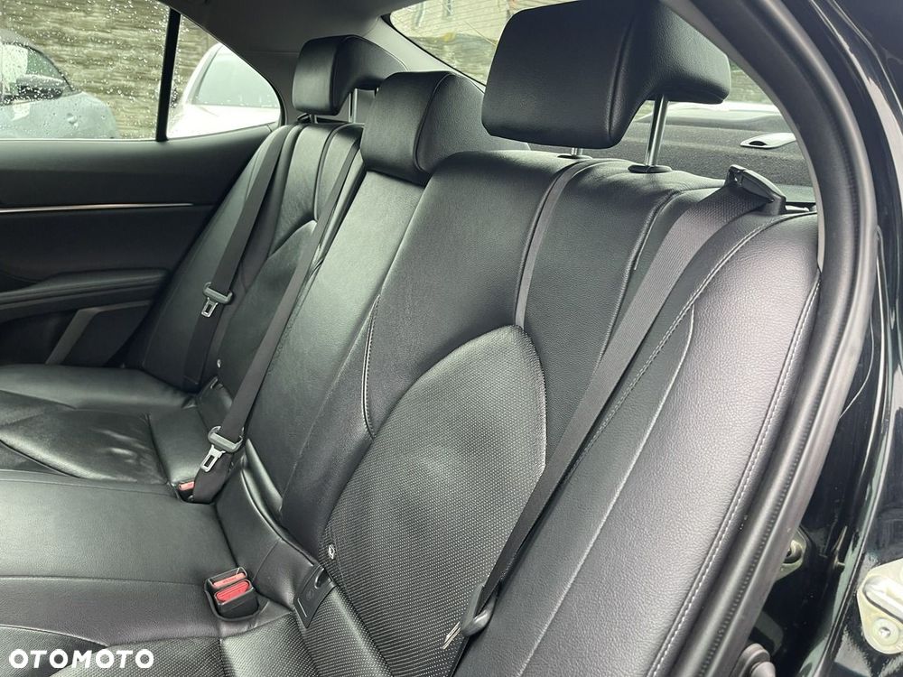Toyota Camry 2.5 Hybrid Comfort CVT - 15