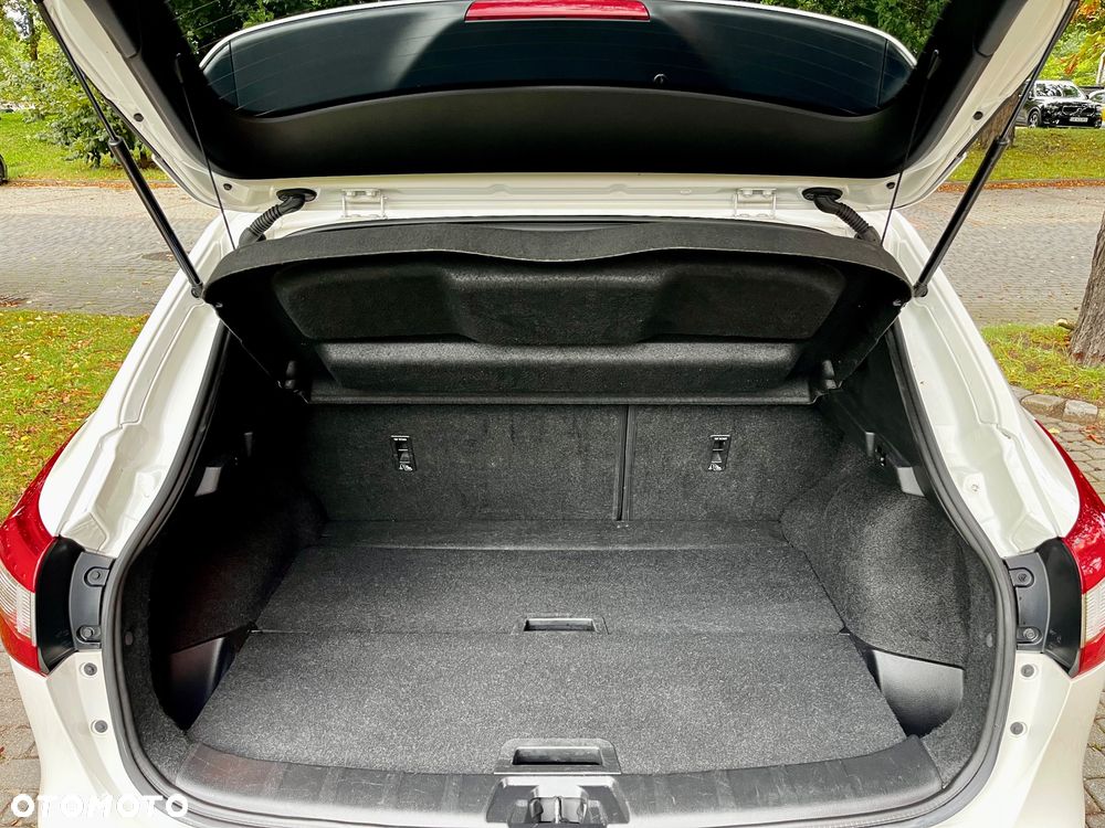 Nissan Qashqai - 10