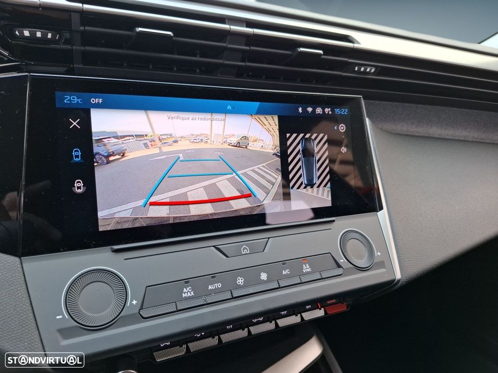 Peugeot 308 SW 1.2 Hybrid Allure e-DCS6 — fotografia 13