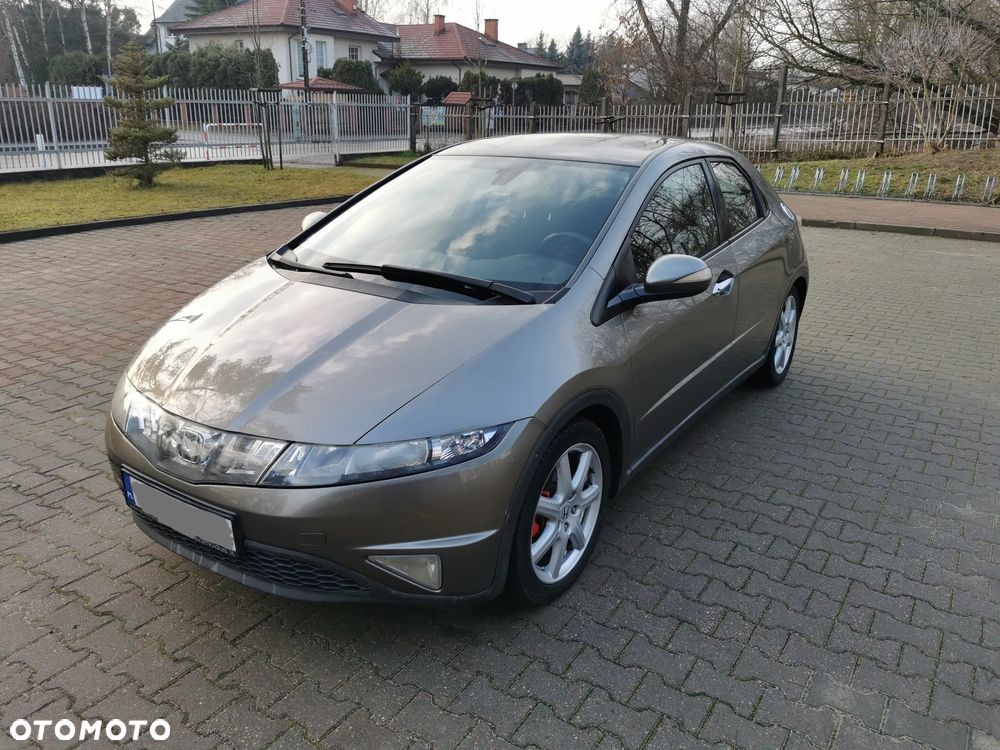 Honda Civic 1.8 Comfort - 1