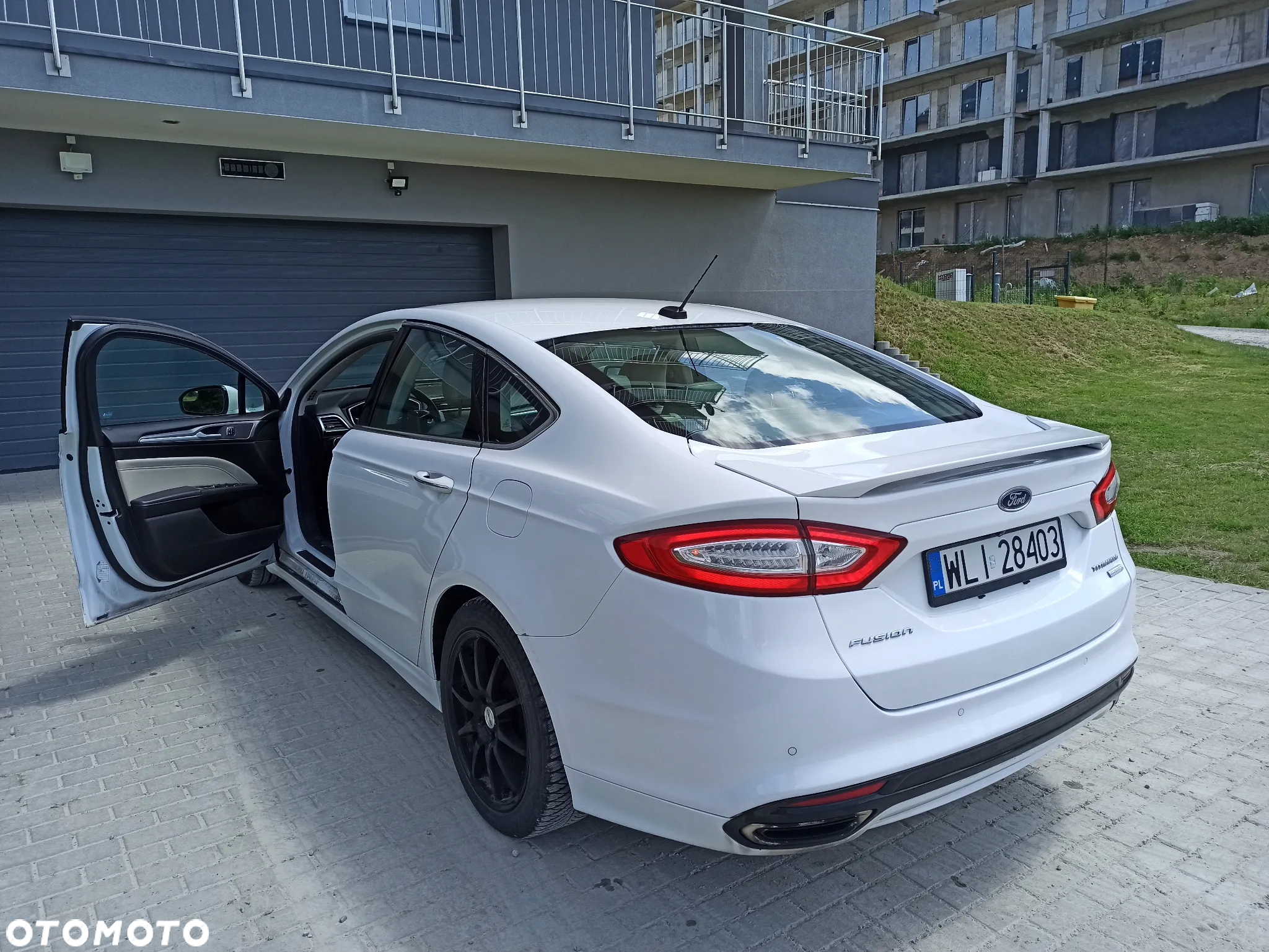 Ford Fusion 2.0 EcoBoost Titanium - 10