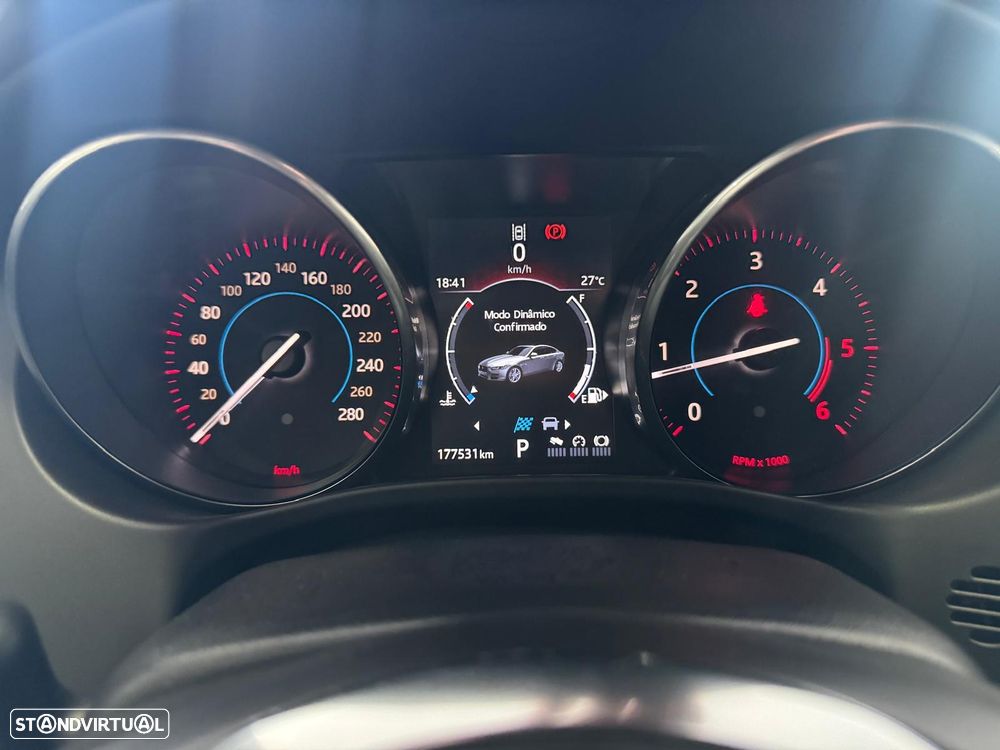 Jaguar XE 20d Aut. R-Sport - 19