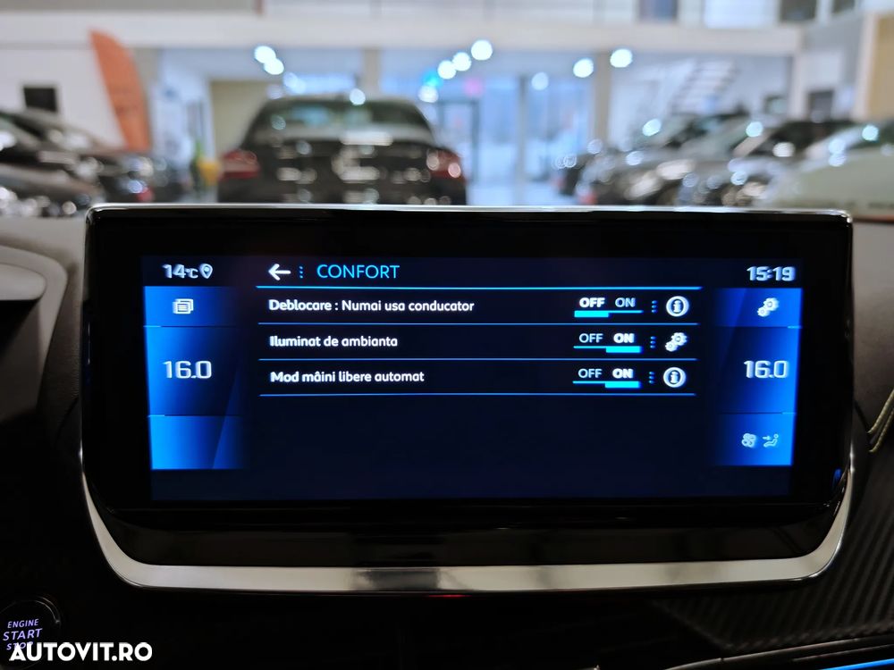 Peugeot 2008 PureTech 130 EAT8 GT - 25