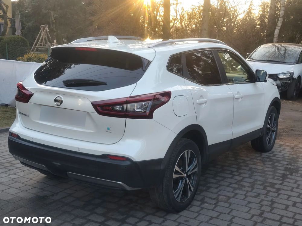 Nissan Qashqai 1.5 dCi Tekna - 6
