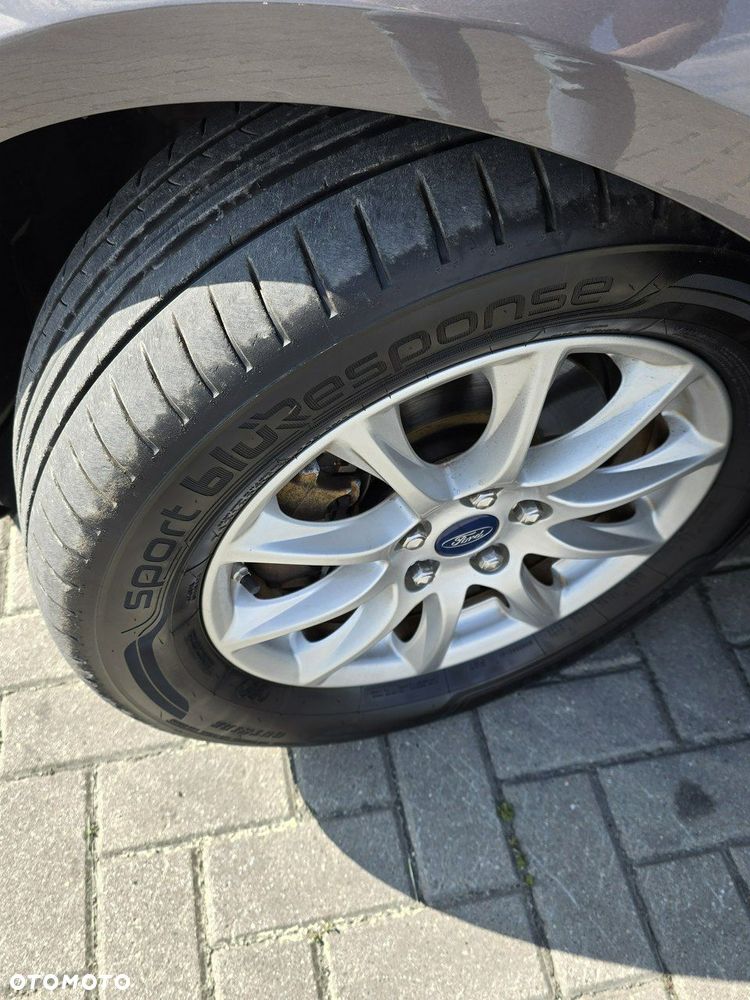 Ford Mondeo - 37