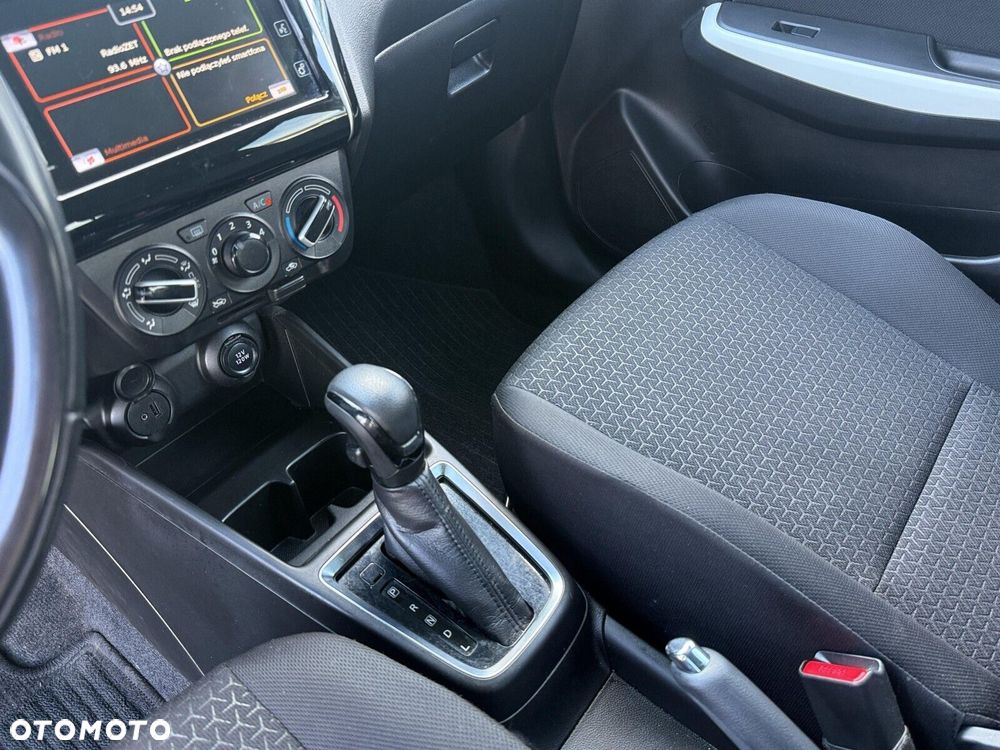 Suzuki Swift 1.2 Dualjet SHVS Premium CVT - 16