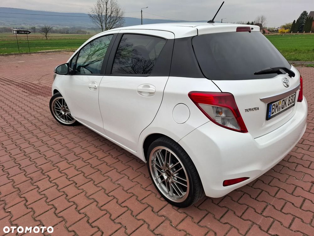 Toyota Yaris 1.33 VVT-i Edition - 27