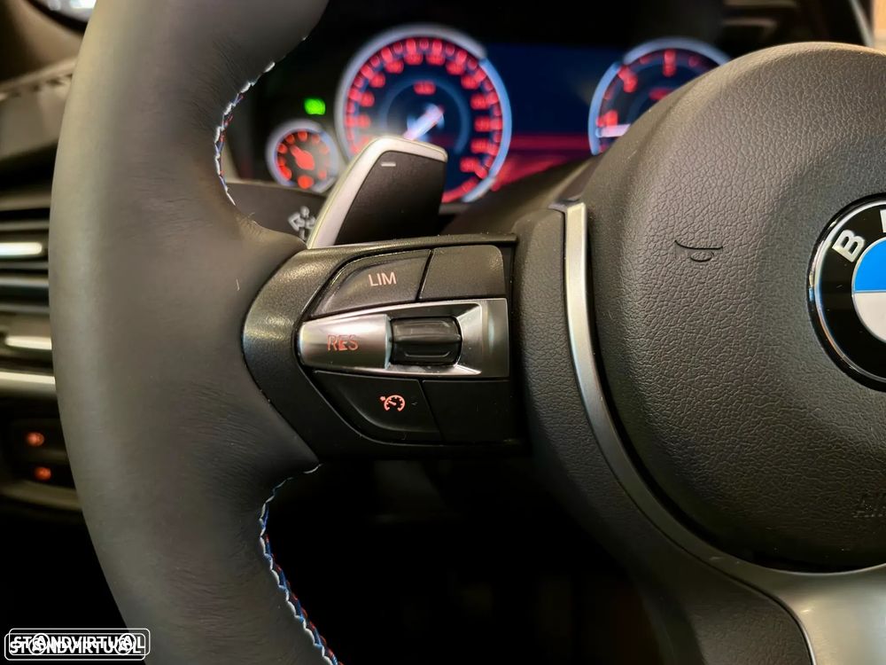 BMW X5 25 d sDrive Pack M - 38