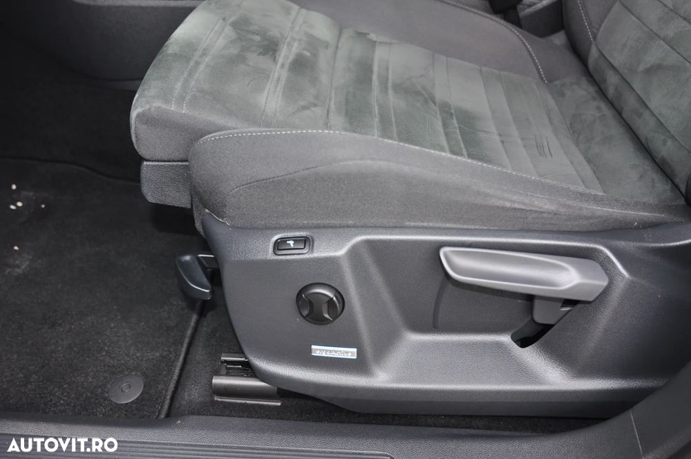 Volkswagen Touran 1.5 TSI ACT OPF Comfortline - 23