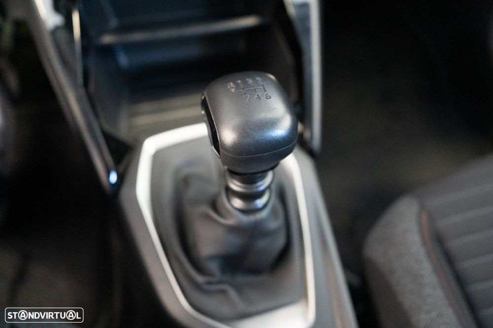 Peugeot 2008 PureTech 100 Active - 7