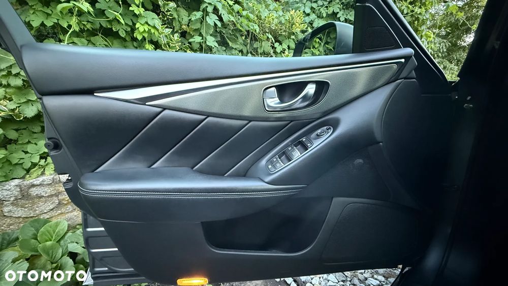 Infiniti Q50 - 27