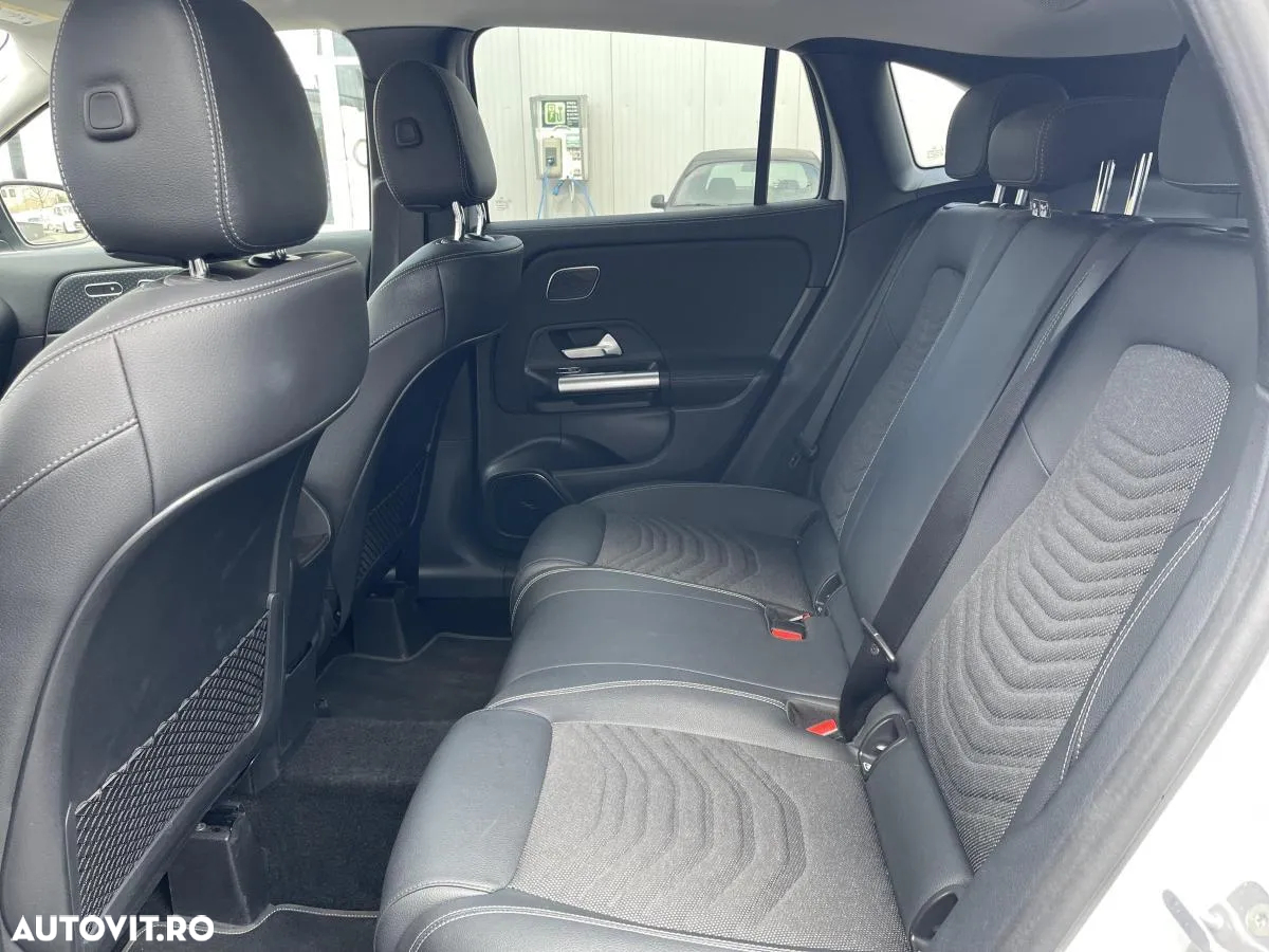 Mercedes-Benz GLA 200 d 4MATIC Aut. - 14