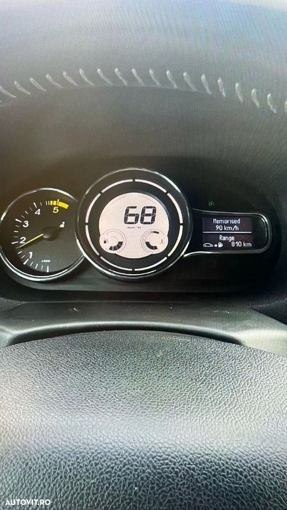Renault Megane ENERGY dCi 110 Start & Stop Bose Edition - 11