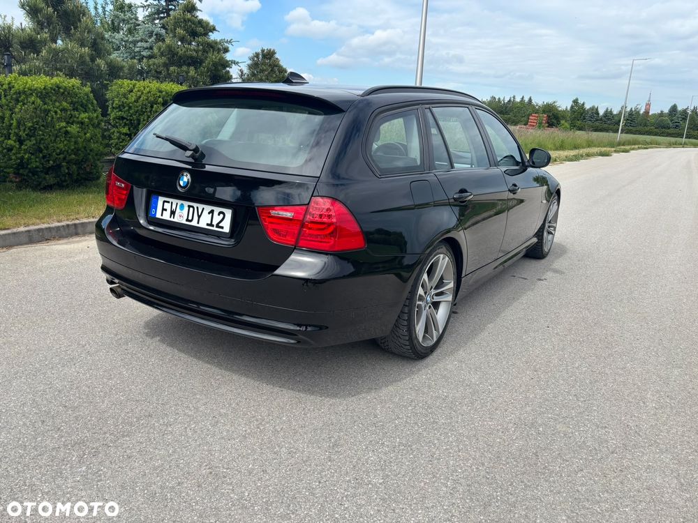 BMW Seria 3 318d - 16