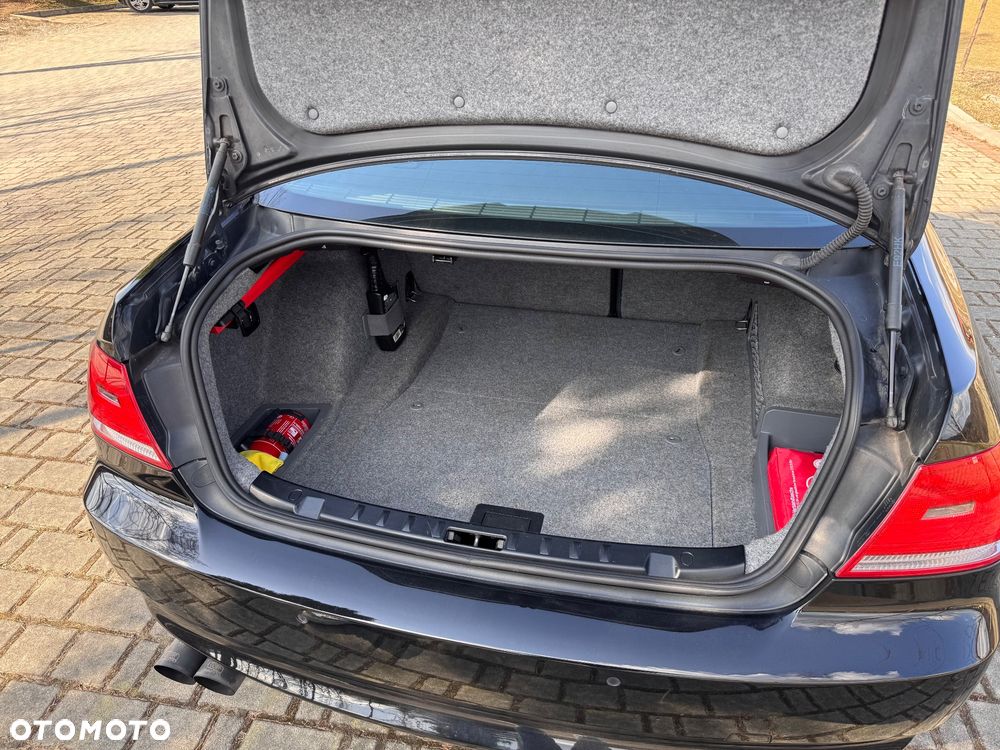 BMW Seria 3 325i - 16