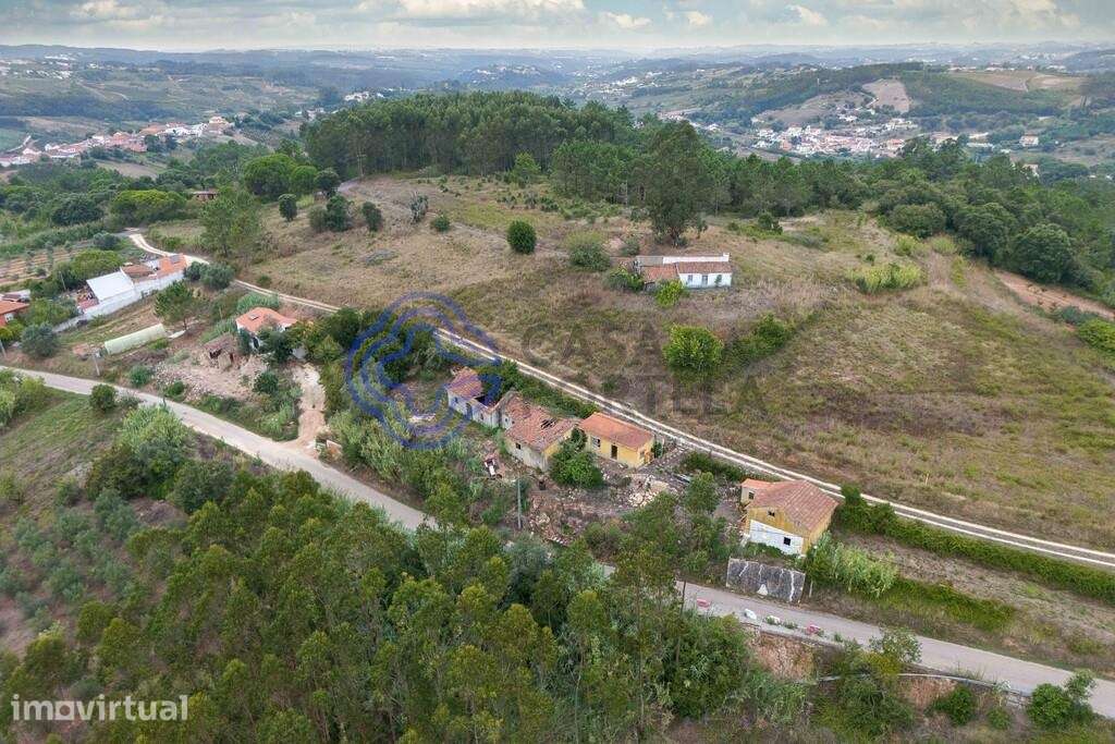 Conjunto de 2 moradias térreas T1 independentes em Vidais, Caldas da R - Grande imagem: 2/26
