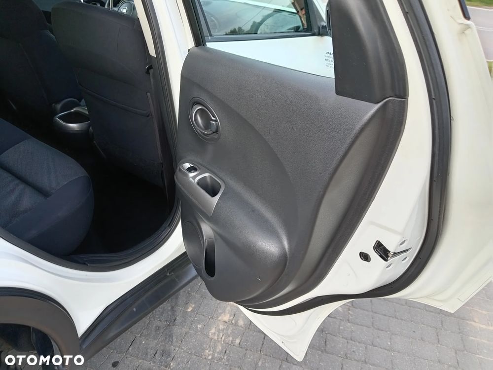 Nissan Juke - 18