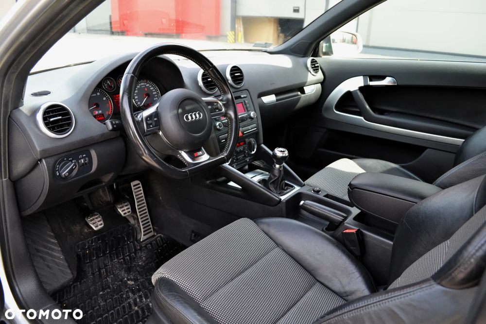 Audi S3 2.0T FSI Quattro - 5