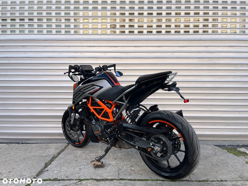 KTM Duke - 33