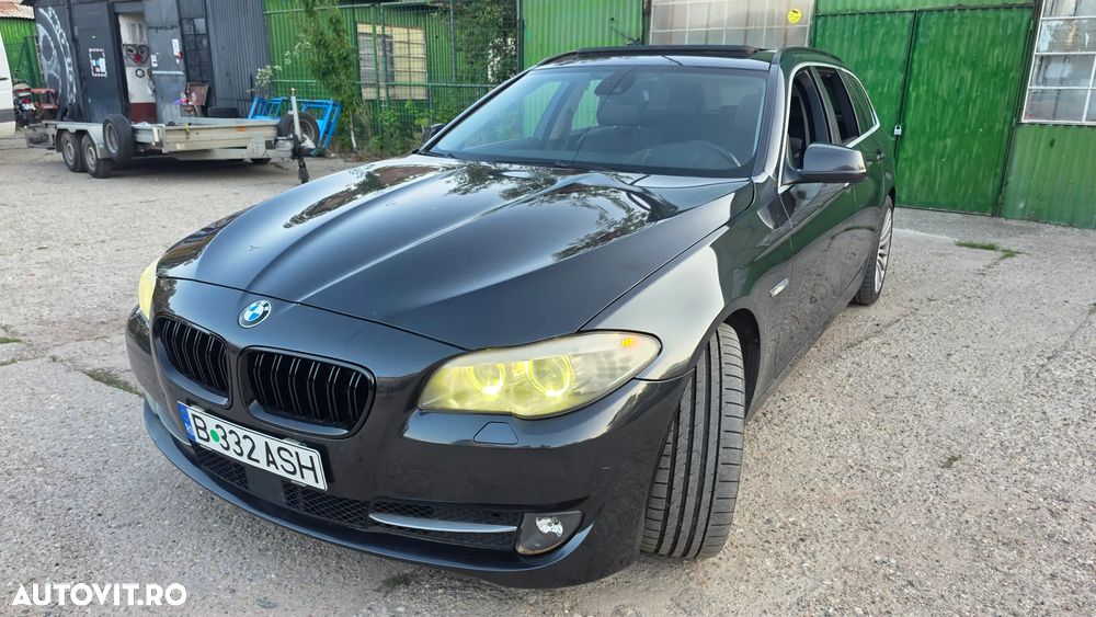 BMW Seria 5 525d xDrive Sport-Aut. Luxury Line - 7