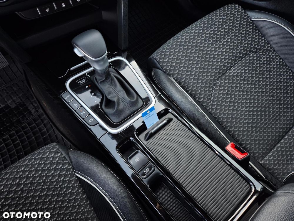Kia Ceed 1.5 T-GDI Tribute DCT - 16